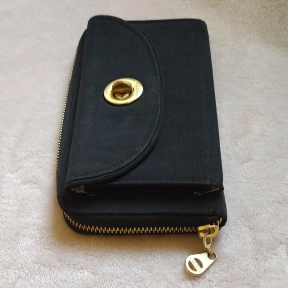 ๐ค Baggallini Kyoto Black Nylon Turnlock RFID Travel Wallet Card Holder - Picture 5 of 9